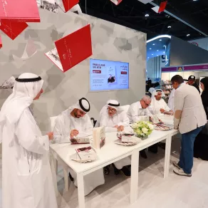  أعلنت مجموعة أبوظبي للثقافة والفنون عن برنامج مبادرة "رواق الأدب والكتاب" في معرض أبوظبي الدولي للكتاب 2024