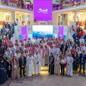 الهيئة السعودية للسياحة تشارك في معرض "سوق السفر العربي" في دبي