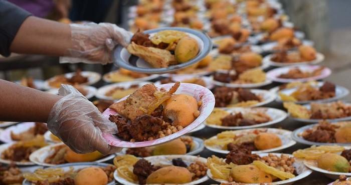 التحذير من نشر صور موائد إفطار رمضان على فيسبوك و تويتر مجلة سيدتي