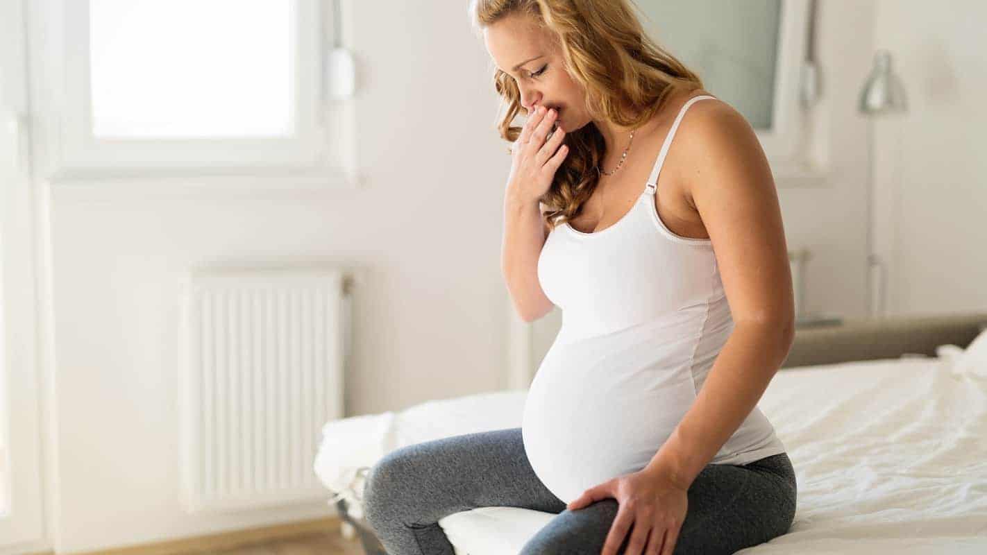 ما هي أسباب الحموضة المعوية أثناء الحمل وما العلاج؟