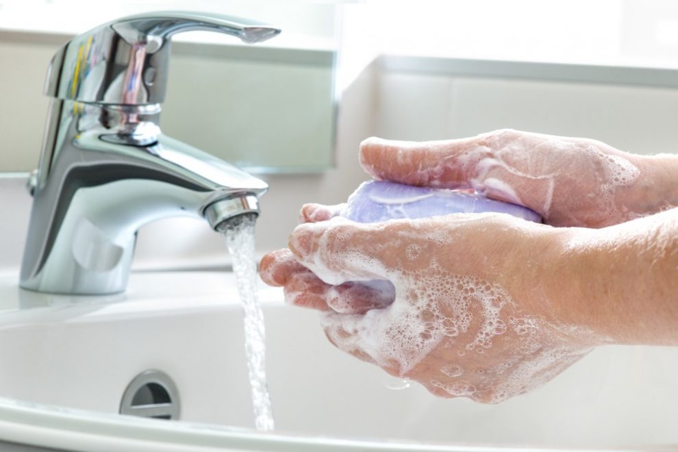 غسل اليدين بالماء والصابون فعّال جداً