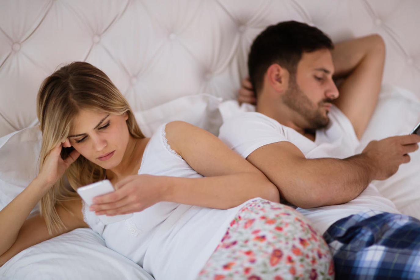 عادات نوم خاطئة قد تؤثر في حياتك الزوجية مجلة سيدتي