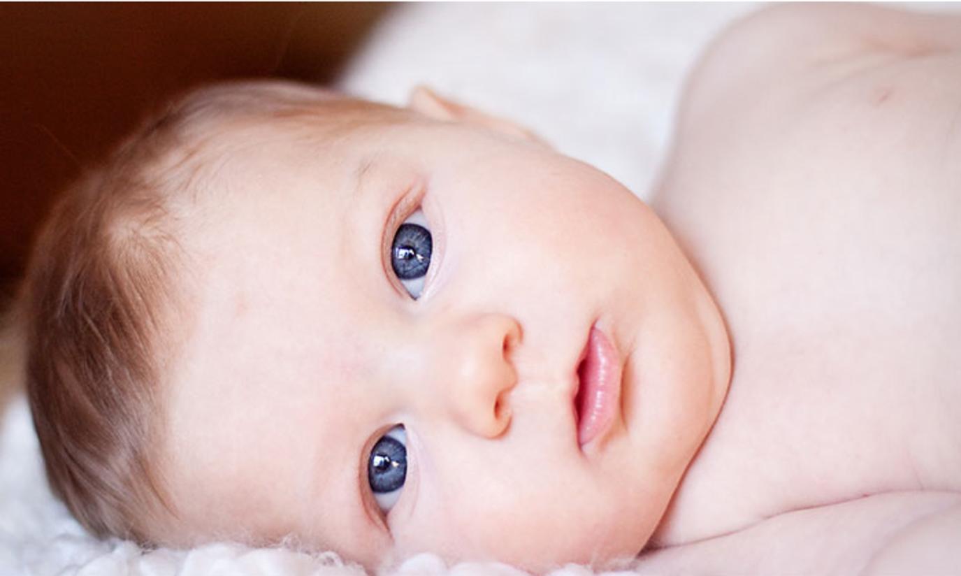 Серо голубые глаза у новорожденных