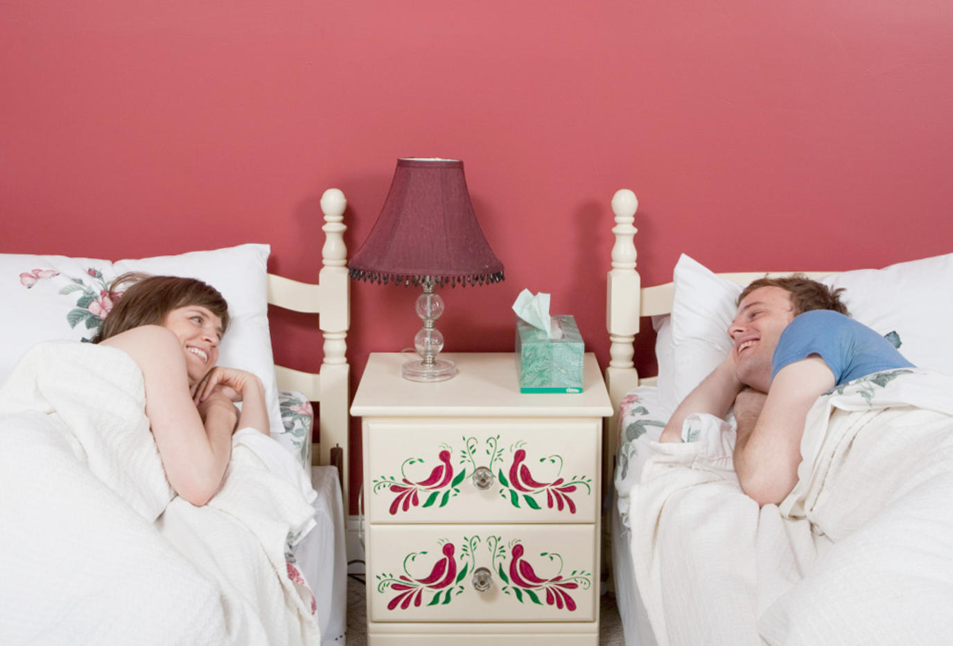 ما هي فوائد النوم المنفصل للأزواج مجلة سيدتي