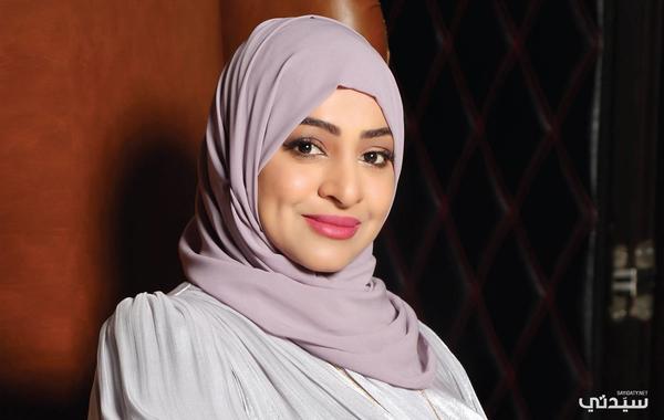 الناشطة العمانية مريم بني عرابه: أسعى إلى خدمة شبابنا أمل المستقبل