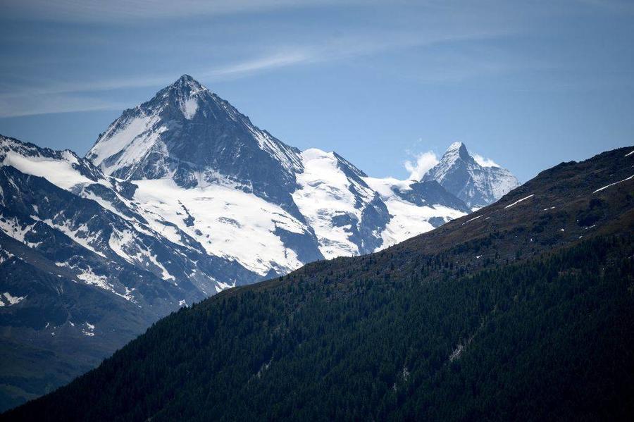 التغير المناخي يؤثر على ملامح جبال الألب السويسرية.. كيف ذلك؟
